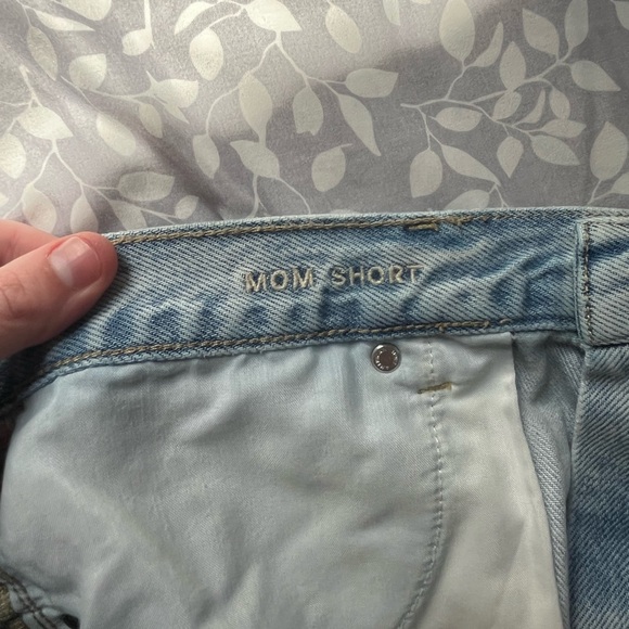 American Eagle Hi Rise Mom Short ⭐️ (2/$40) - Picture 5 of 5